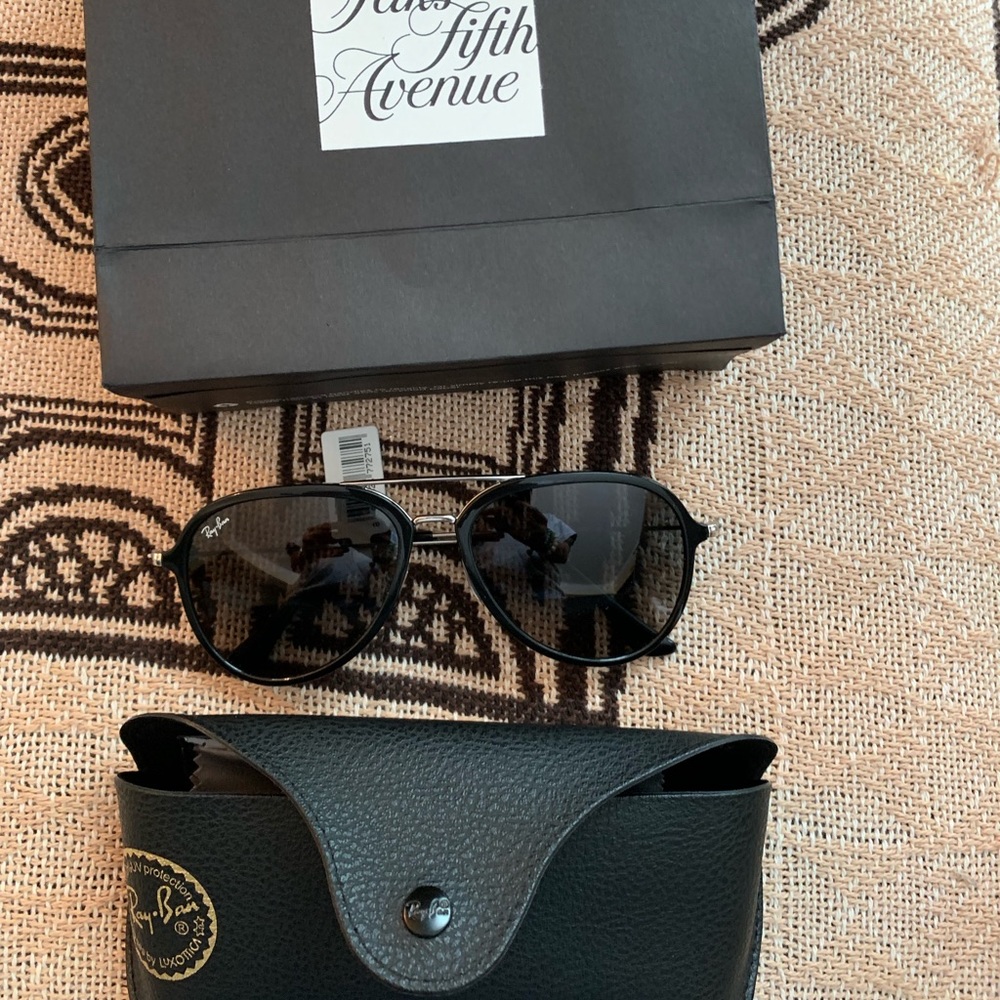 Ray-Ban Aviators, Brand New with Tags